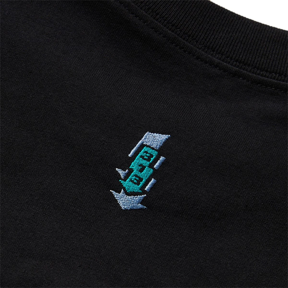 Carhartt WIP S/S GEO SCRIPT T-SHIRT - Image 4