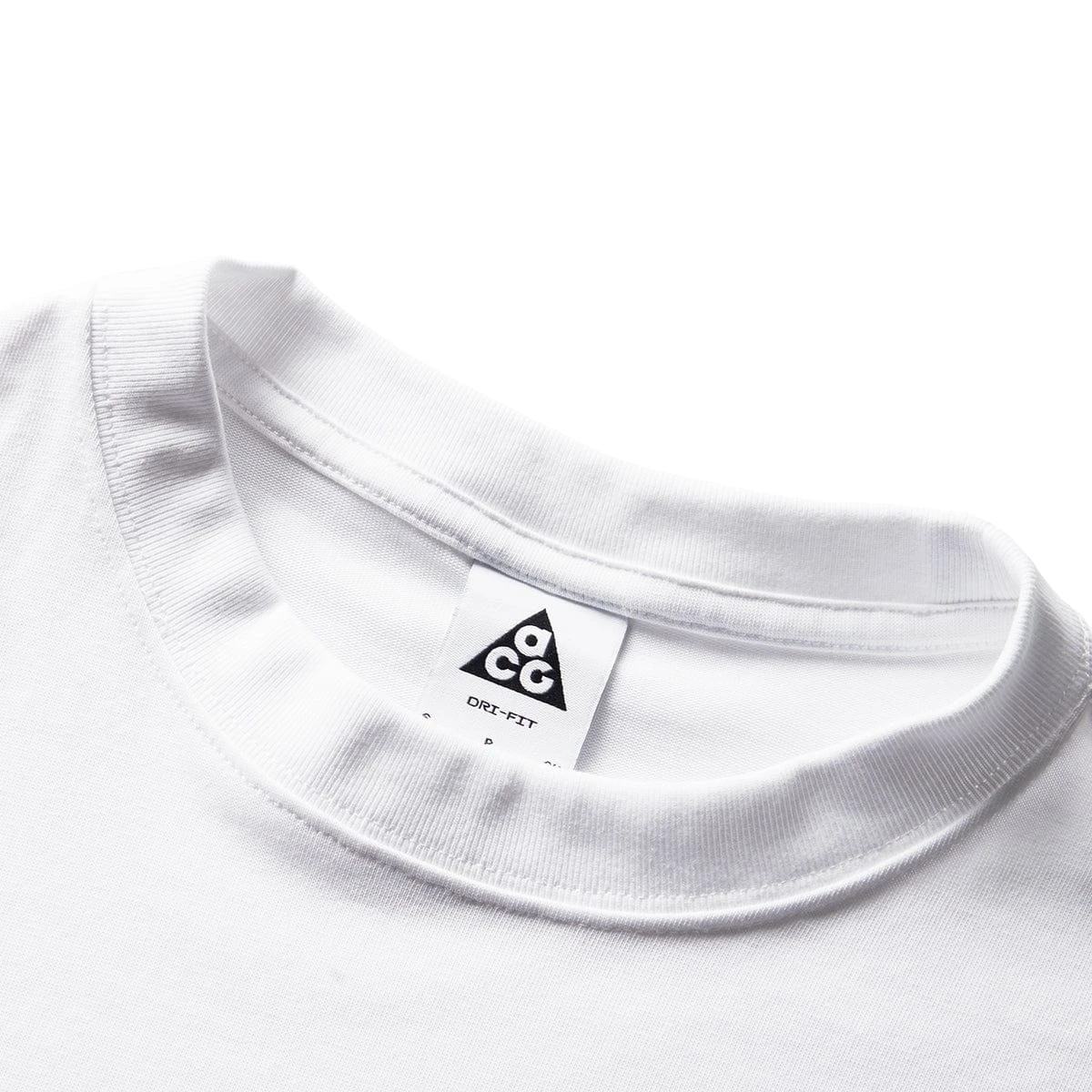 Nike ACG LONG SLEEVE T-SHIRT - Image 4