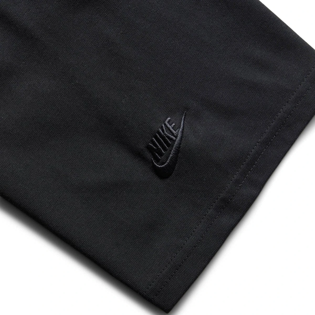 Nike SPORTSWEAR TECH PACK T-SHIRT - Image 4