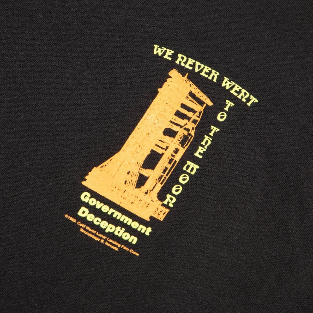 Cold World Frozen Goods MOON HOAX TEE - Image 4