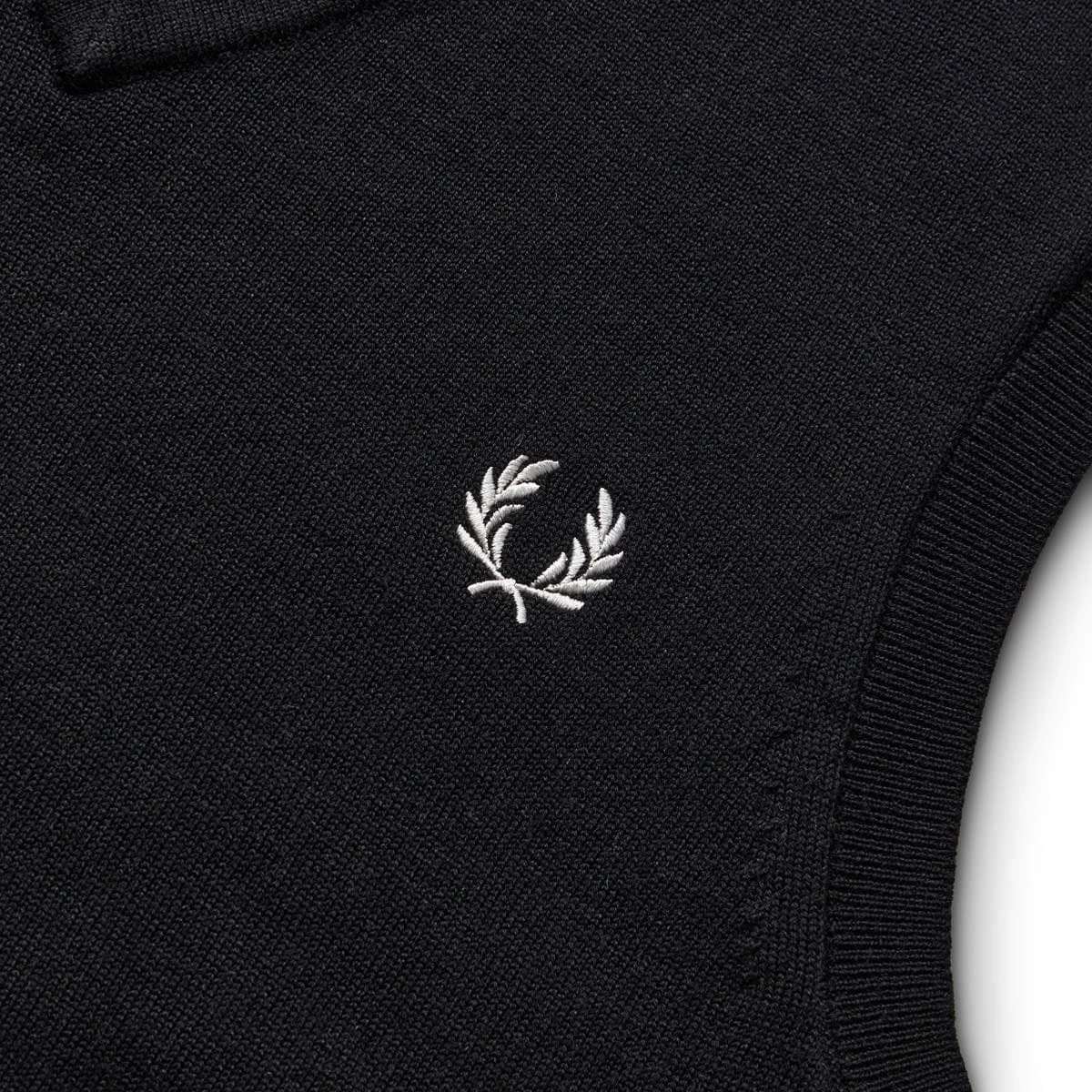 Fred Perry CLASSIC V-NECK TANK - Image 3