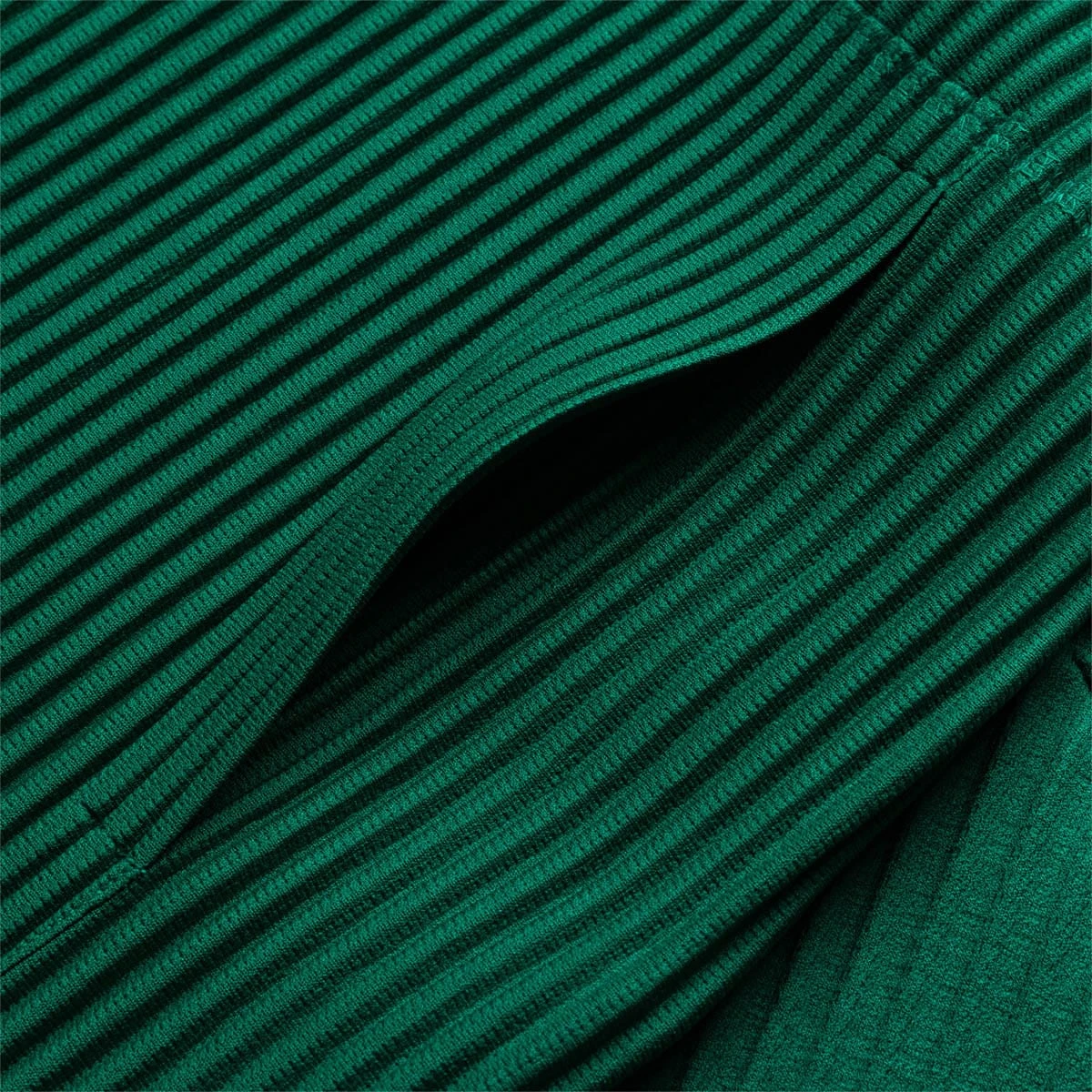 Homme Plissé Issey Miyake MC NOVEMBER HOODIE - Image 4