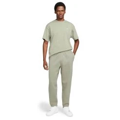 Nike SOLO SWOOSH SHORT SLEEVE KNIT TOP 8 Nike SOLO SWOOSH SHORT SLEEVE KNIT TOP -A.P.C. Shop nikeMNKSOLOSWSHSSKNITTOPLIGHTARMYWHITESCV0559 320 3