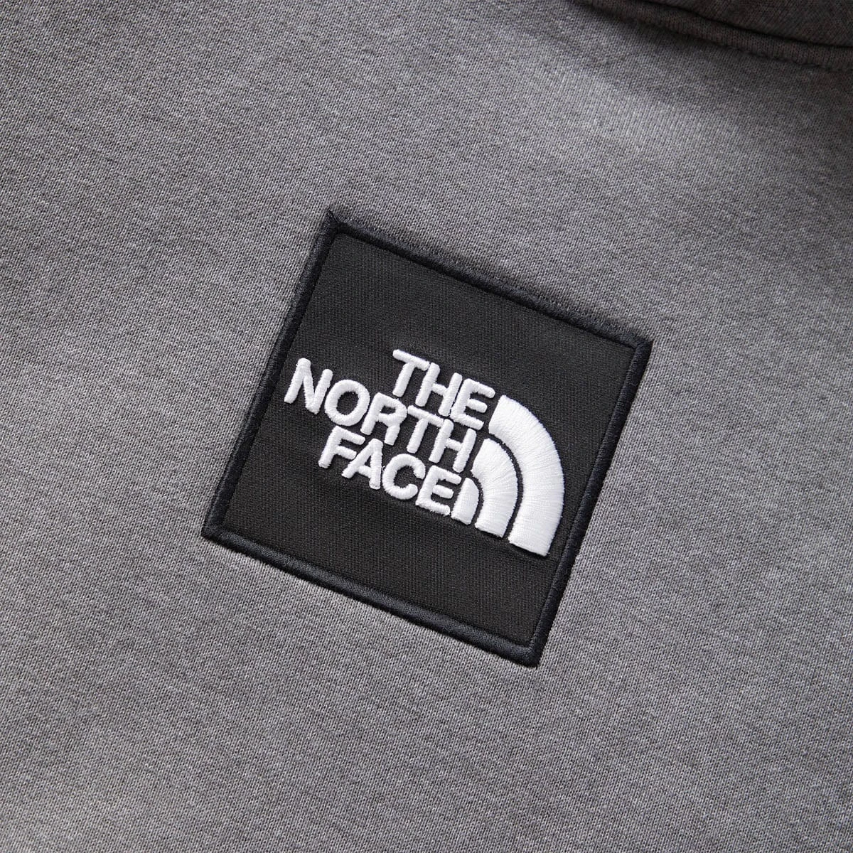 The North Face HEAVYWEIGHT BOX PULLOVER HOODIE - Image 2